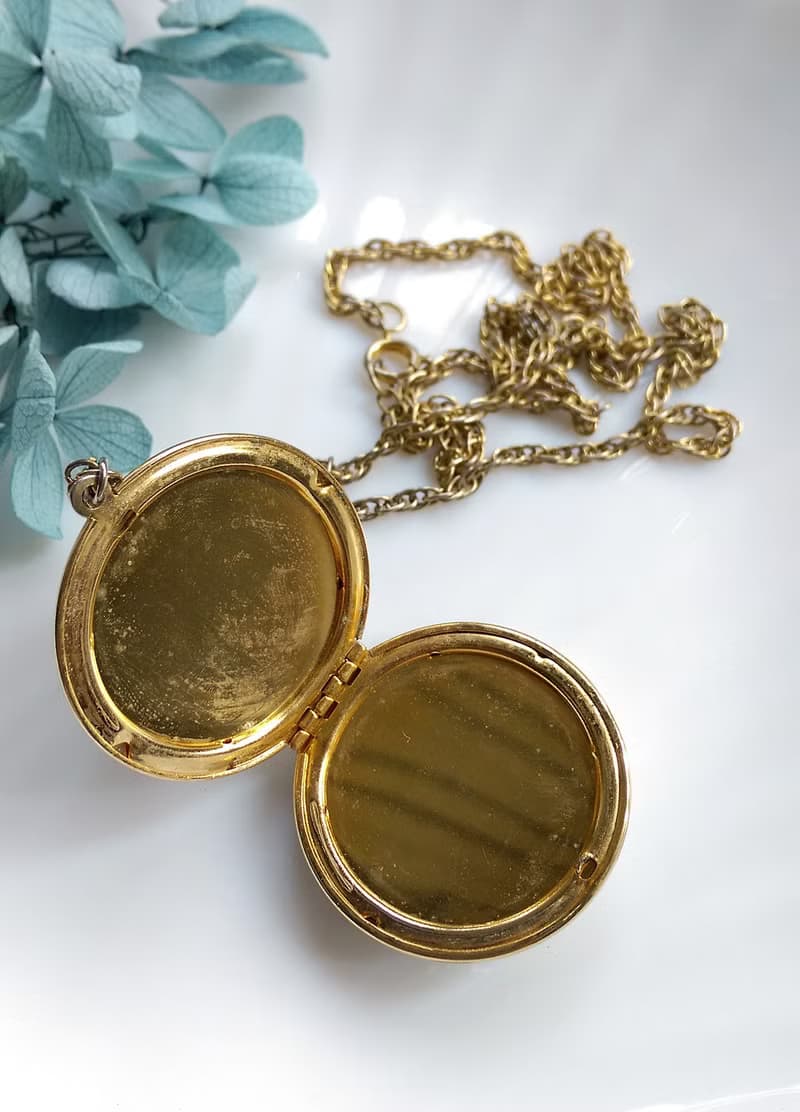 【西洋古董飾品】Locket  伯爵與夫人 相片墜 項鍊
