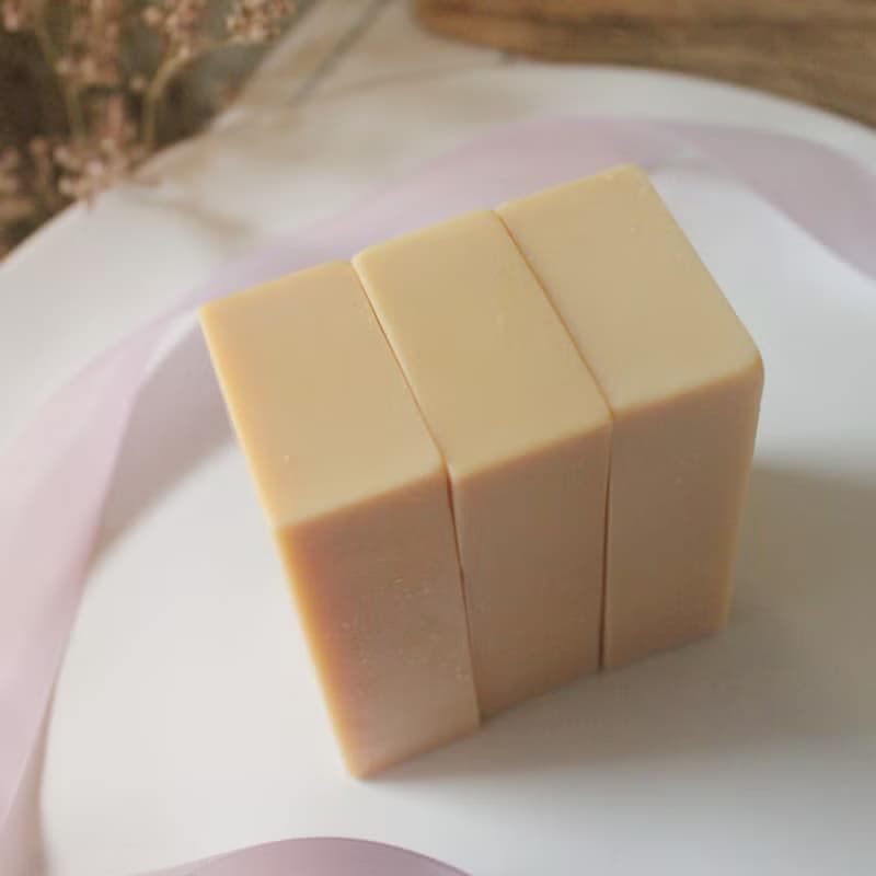 嚕嚕米牛乳手工皂/米糠乳皂 泡沫豐富 預購品