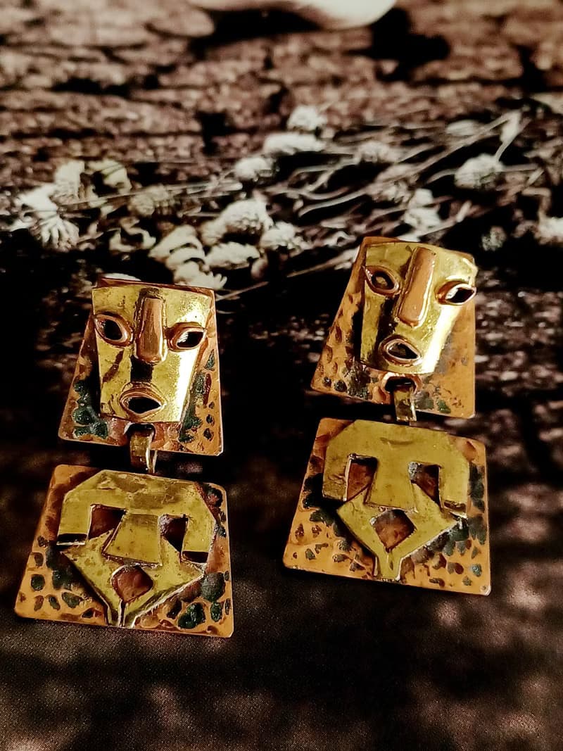 vintage jewelry  古董黃銅馬雅人 夾式耳環