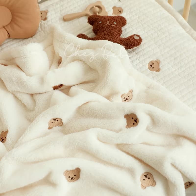 韓國Chezbebe 經典小熊刺繡毛毛毯 彌月禮 新生兒
