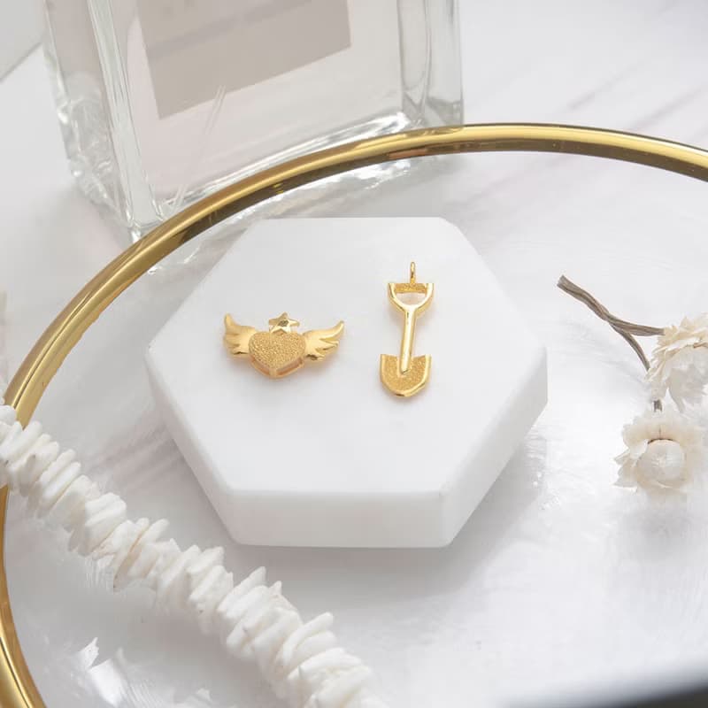 藏寶箱金飾 9999黃金純金 愛心蝴蝶墜子 鏟子祝賀好孕順利產子