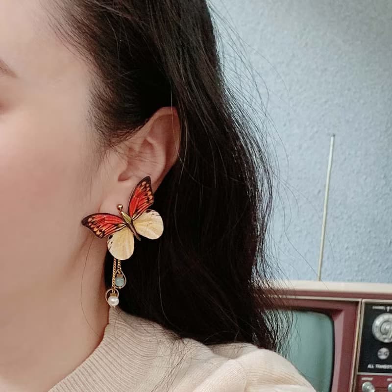 耳環 紅翅鶴頂粉蝶 刺繡 手工 蝴蝶 珍珠 耳夾 生日  禮盒 情人節