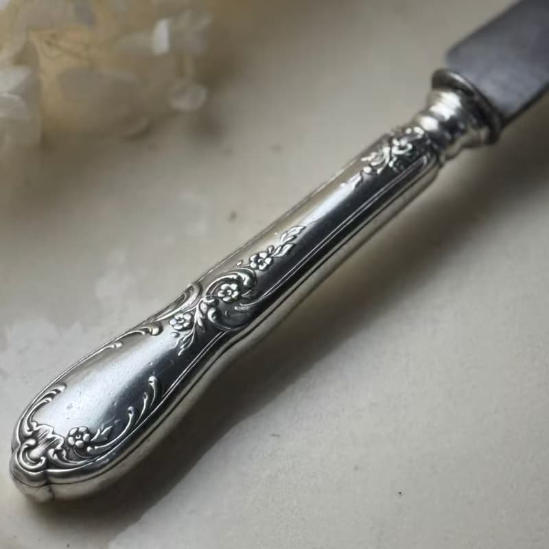 50588- 絕美法國古董新藝術風格餐刀