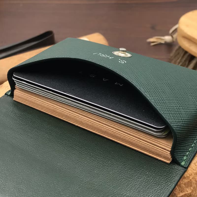 【零錢卡包】綠色十字紋牛皮/萬用雜物收納包/簡約隨身小錢包