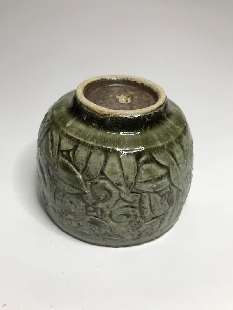 曾永鴻  灰釉刻花杯