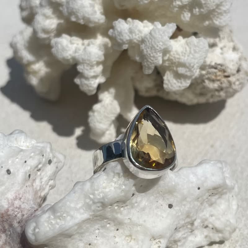 黃水晶戒指,黃水晶銀戒指,黃色寶石戒指,梨形黃水晶