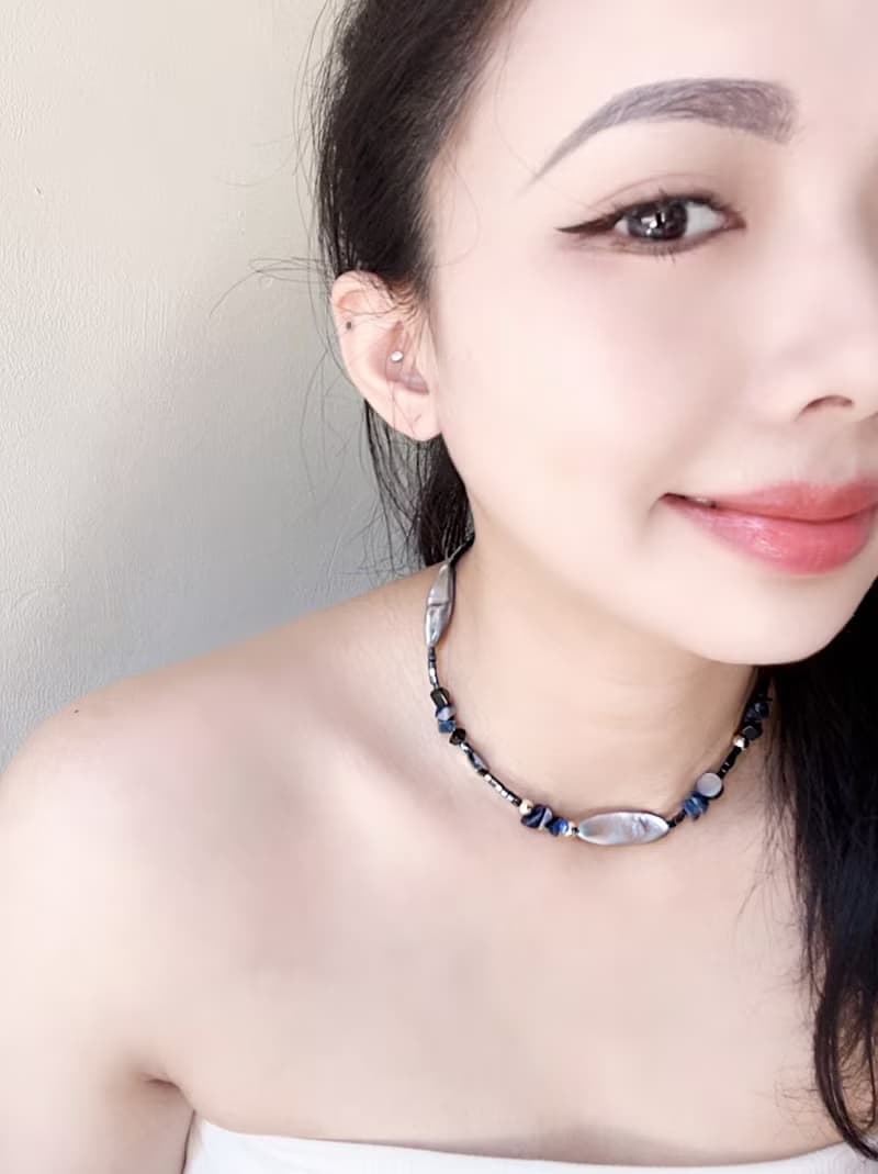 深藍平靜之海 天然灰紫色貝殼x蘇打石x黑瑪瑙 原創手作小眾項鏈