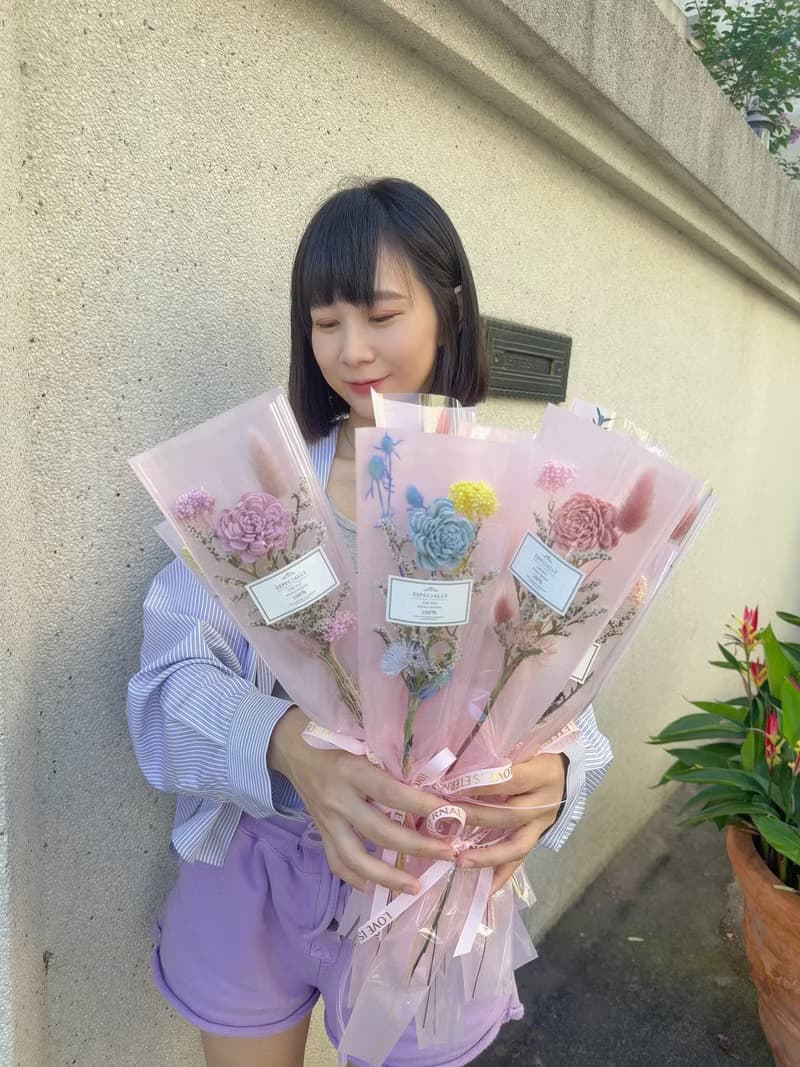 畢業花束系列。禮輕情義重 長型簡約花束 乾燥花小花束