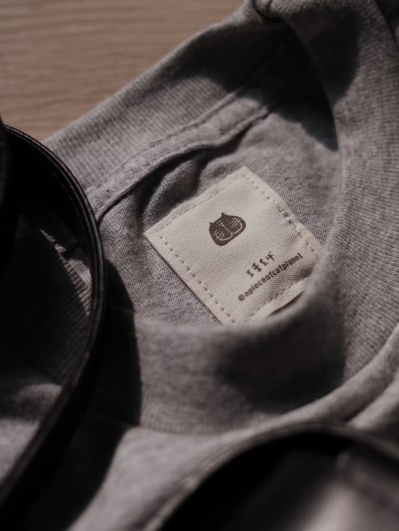 Stay cozy /  上衣  刺繡 T-SHIRT  (中性版)