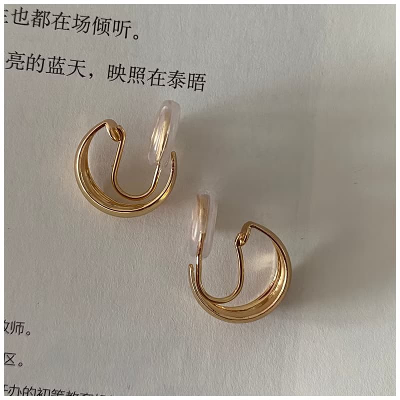 Hi Onion小眾chic鍍金百搭蚊香盤情侶耳夾無耳洞耳飾復古簡約