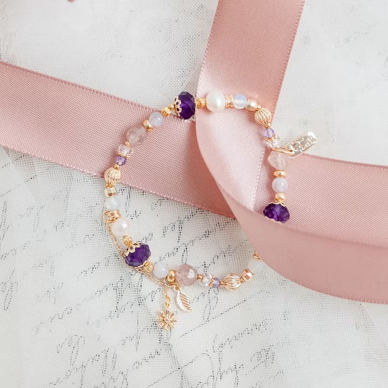 貴人 x 紫水晶 蛋白石 草莓晶 白水晶 【南島花開的記憶】手鍊