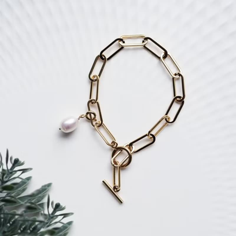 真珠外付け・サージカルステンレスのマンテルブレスレット　Bona