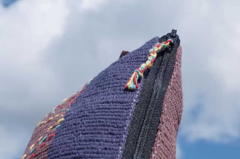 編織收納包/筆袋/化妝包/筆盒/餐具袋/文具/手機袋-手工刺繡山丘