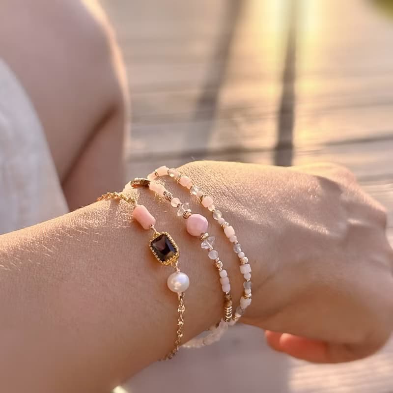 手環 十月誕生石 蛋白石 水晶 天然石 - under the rose -