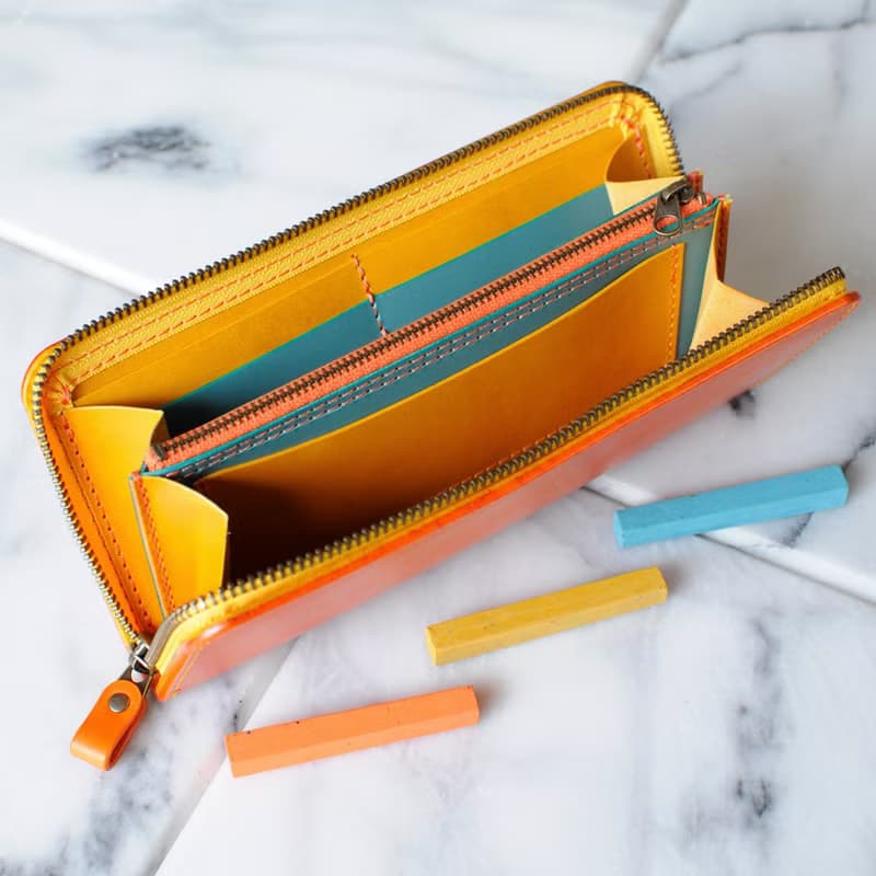 収納性抜群のラウンドファスナー長財布　No.6　ブッテーロ