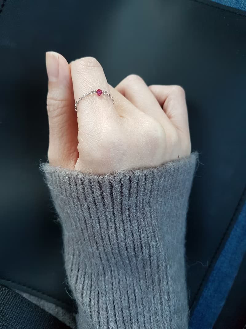 小水晶 細鍊 鍊戒 (古典洋紅)