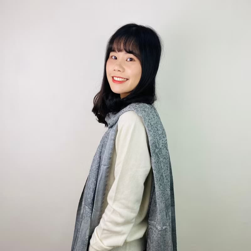 【換季特賣】百搭灰色100% Cashmere輕薄款圍巾 商品售出概不退貨