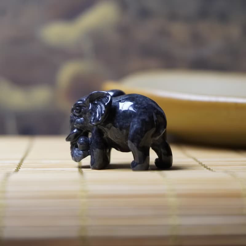 【吉象如意】烏雞翡翠大象擺飾 | 天然緬甸玉A貨翡翠 | 送禮