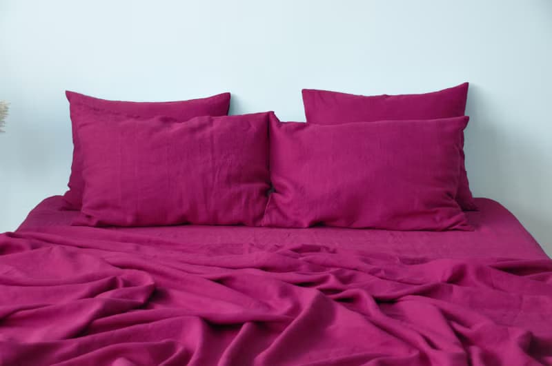 Fuchsia linen sheet set / Flat+fitted sheet+2 pillowcases / Pink bedding