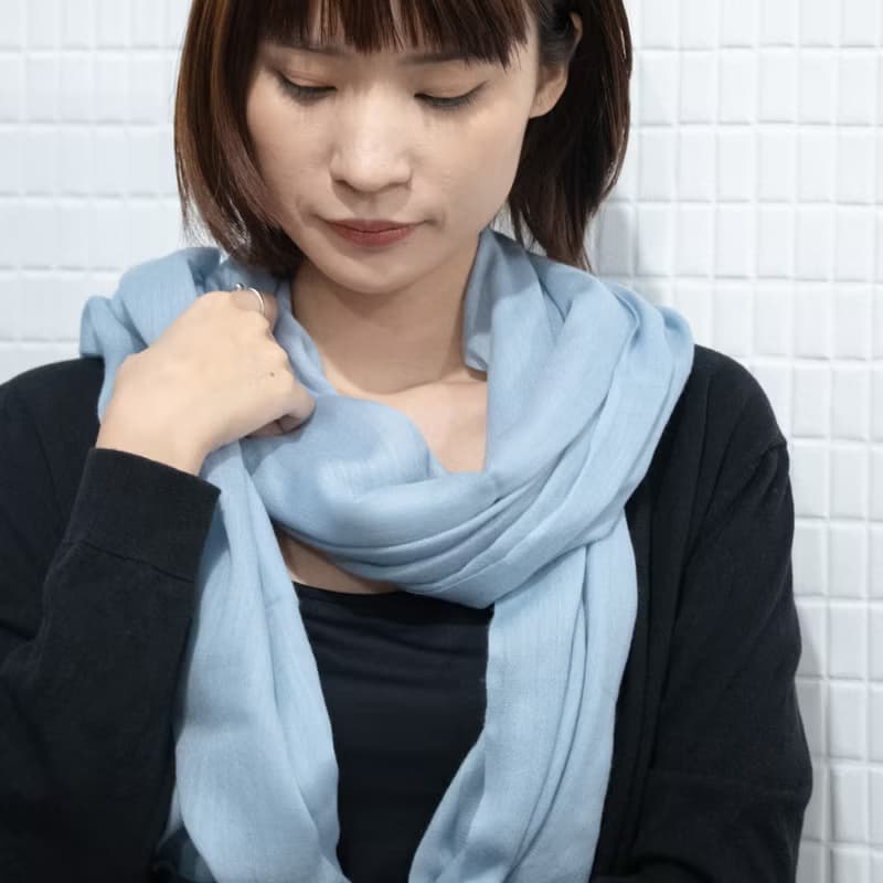 【保暖道具】喀什米爾 Cashmere 羊毛圍巾 - 淺藍