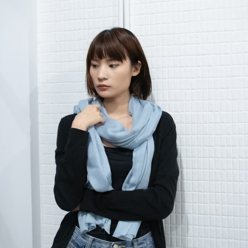 【保暖道具】喀什米爾 Cashmere 羊毛圍巾 - 淺藍