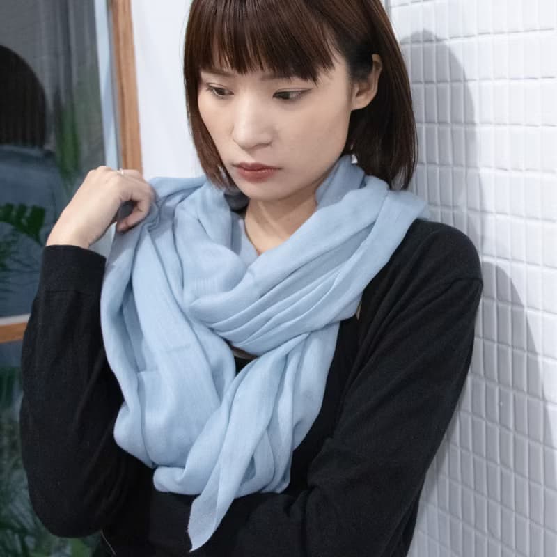 【保暖道具】喀什米爾 Cashmere 羊毛圍巾 - 淺藍