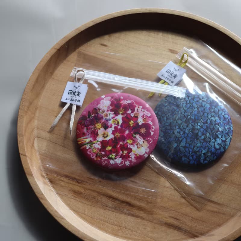 【まんまる手鏡】クリスマスローズの花束