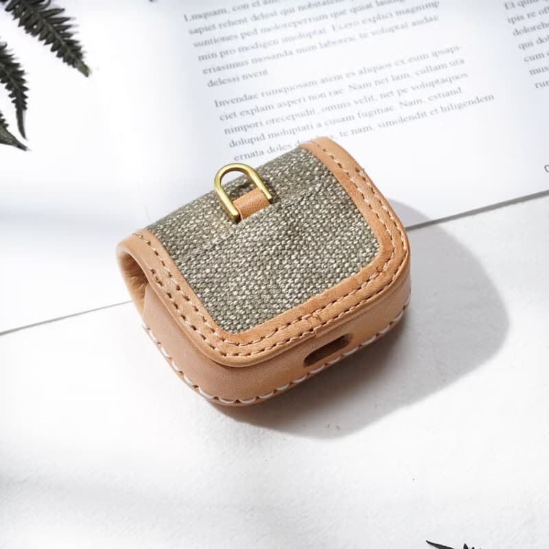 【Hiyori Essentials】日和小物 帆布拼接植鞣革 無線耳機保護套