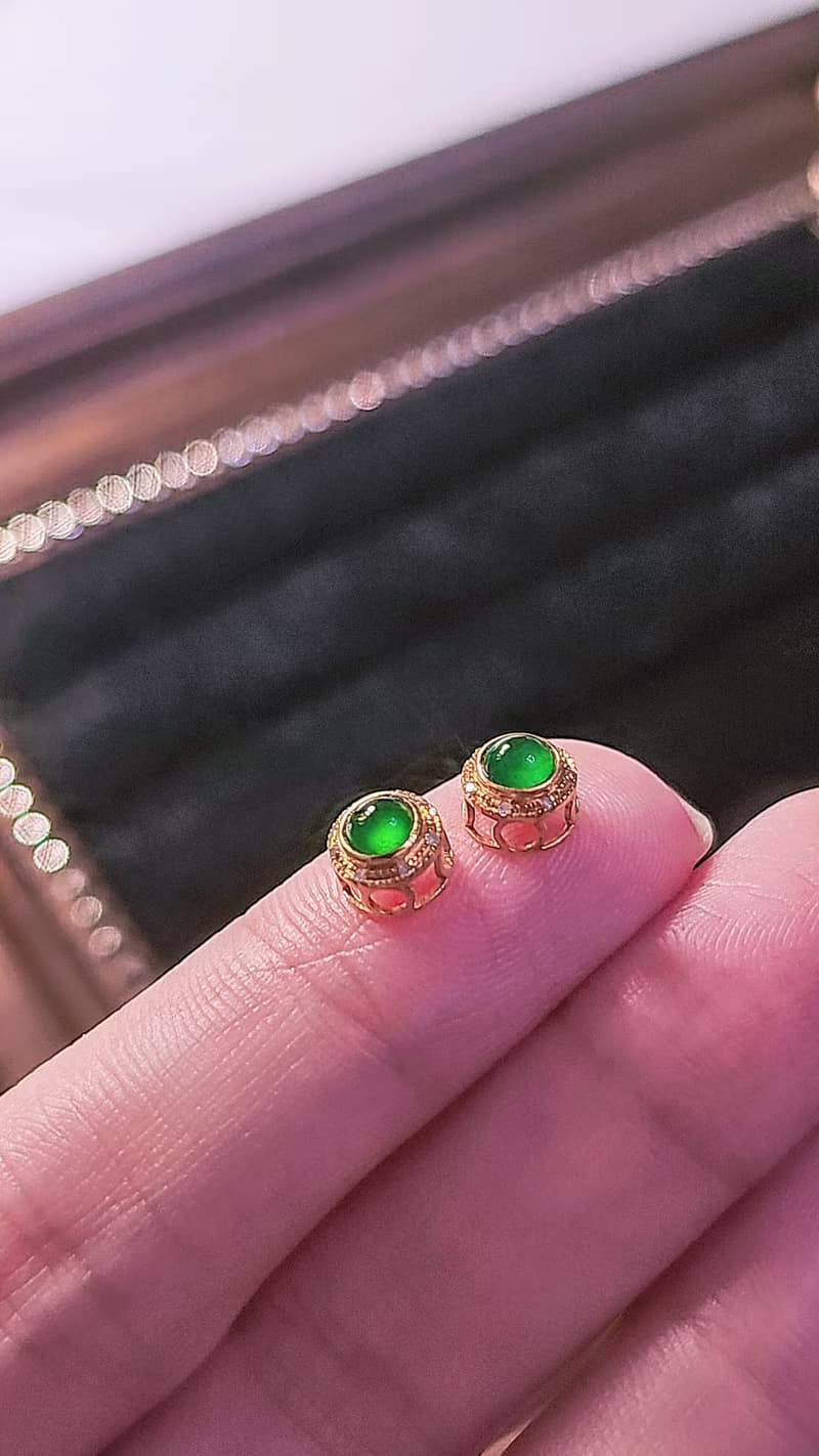 |18k萬用臺|A貨翡翠冰玻陽綠蛋面6.2mm18k金真鑽精緻萬用臺