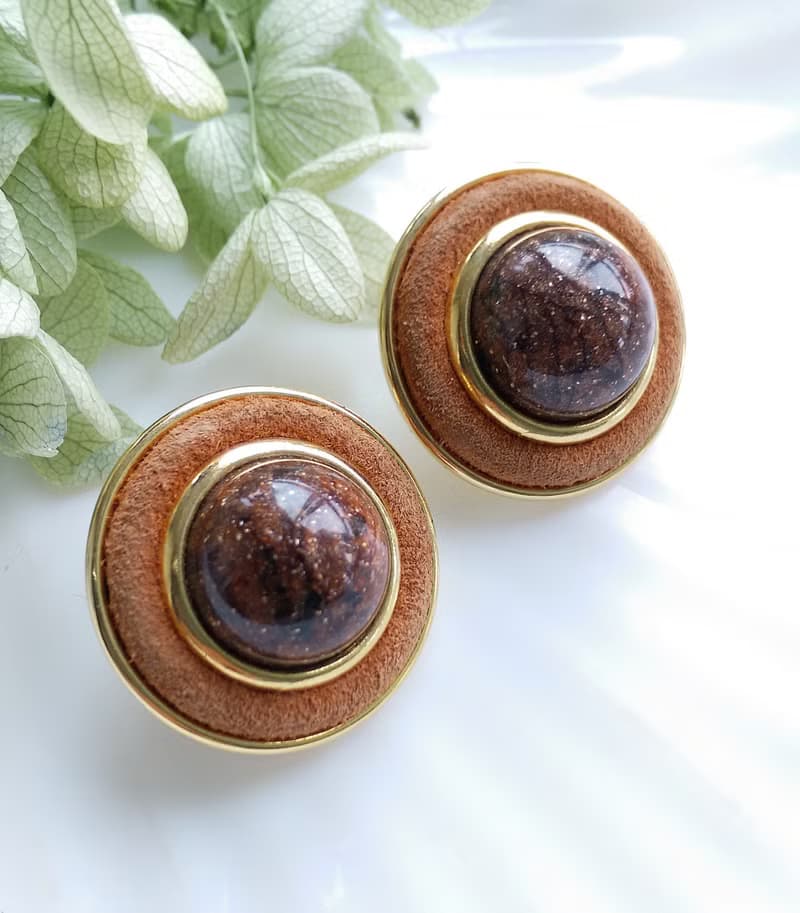 Vintage Jewelry 西洋古董飾品 經典 咖啡色調 鈕扣款 針式耳環