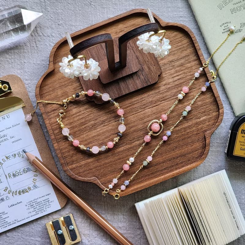 珊瑚色的十六分音符 | 蕾絲 & 冰種紅紋石 可調節式手鍊