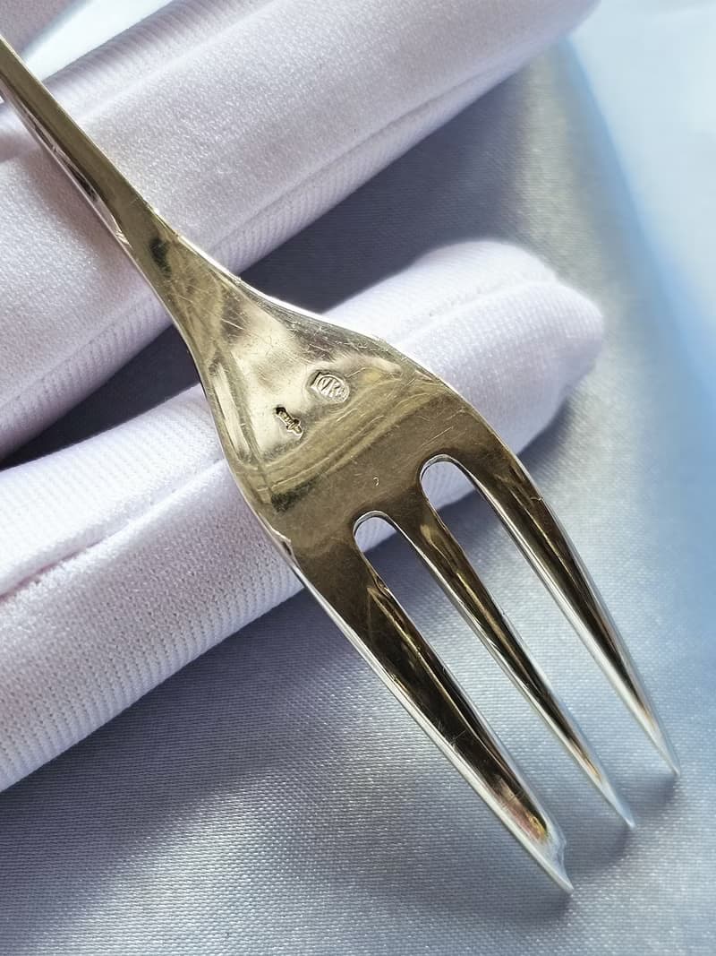 荷蘭純銀老件孔雀藤蔓圖騰水果叉/甜點叉/vintage美國西洋古董