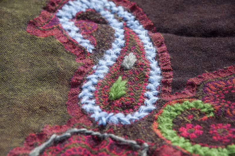 羊絨毯刺繡羊毛披肩/針織圍巾/刺繡圍巾/羊絨披巾/喀什米爾Cashmere 聖誕禮物 情人節禮物 交換禮物 生日禮物-花
