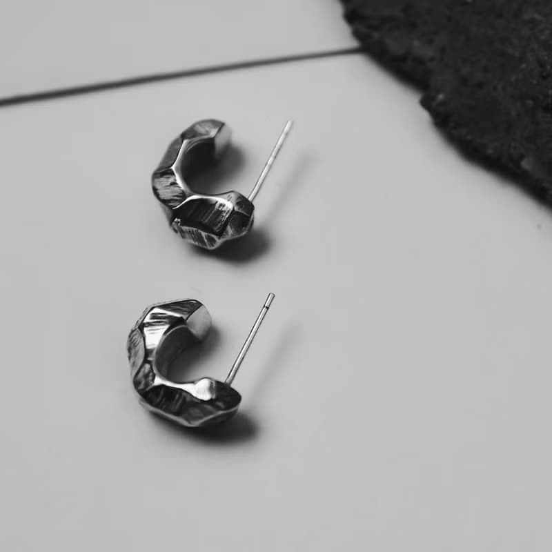 Meteor - 迷途之星系列 小圈隕石純銀耳環-銀白
