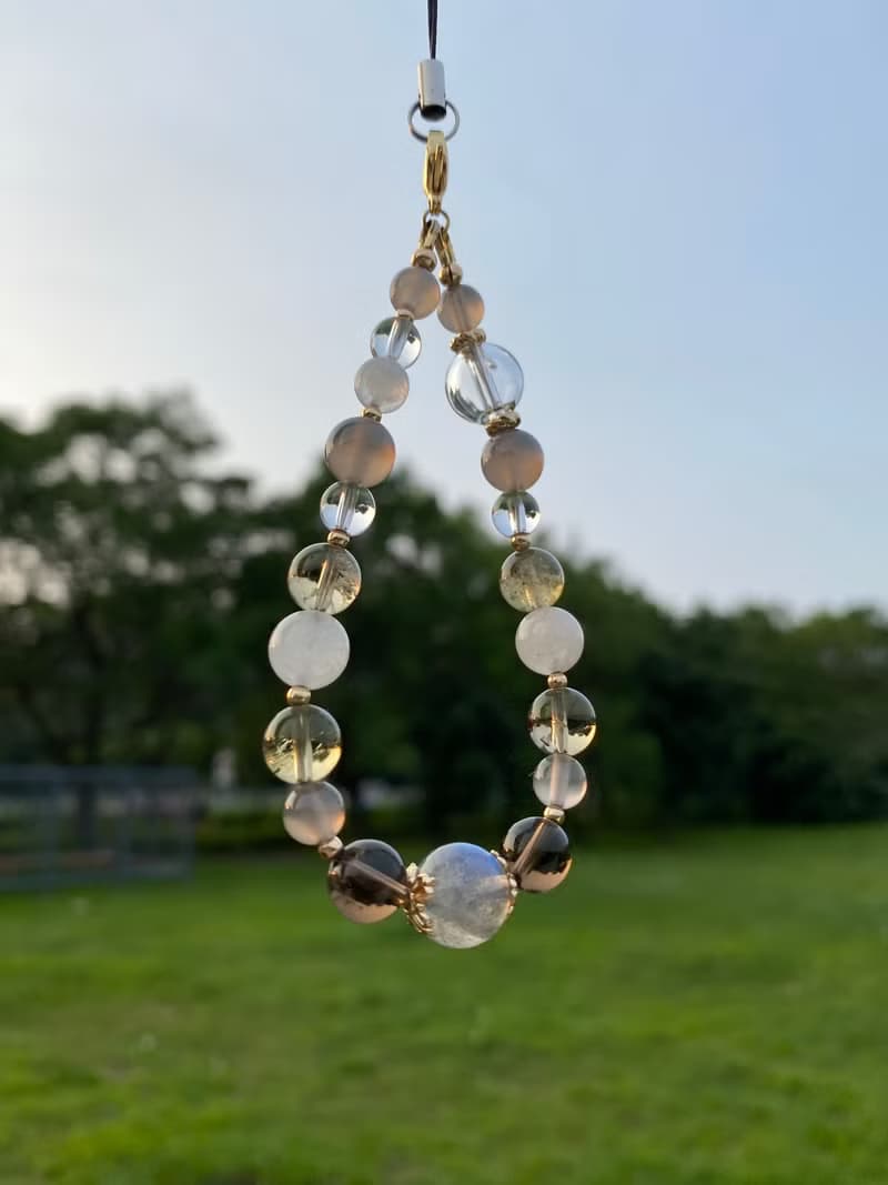 【Cinnamonmon 希娜夢夢】力量 | 水晶香氛手機吊飾 | 手機掛繩