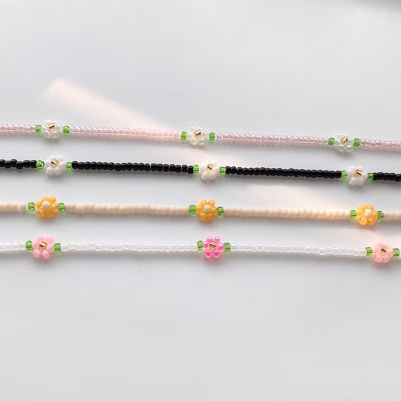 Beaded Flower Eyeglass Strap / Mask Strap Various colors (40/50/60cm)