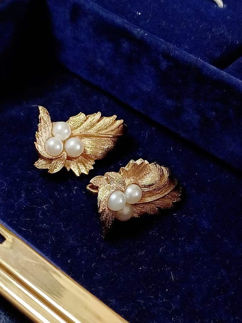 vintage jewelry SARAH COV刷金蕨葉珍珠 夾式耳環