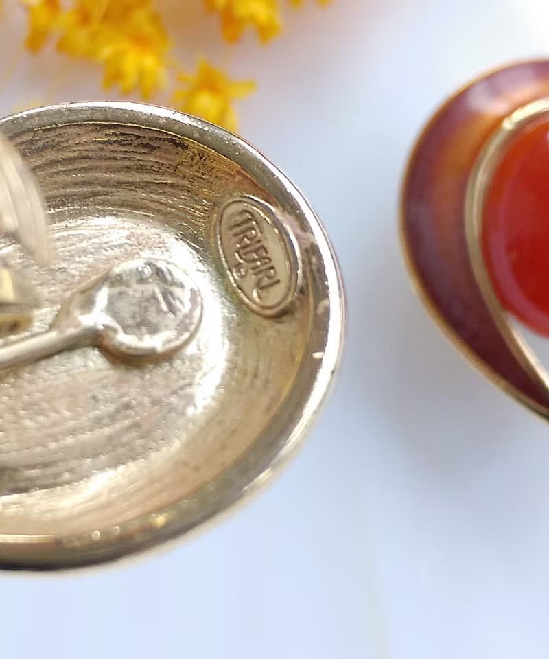 Vintage Jewelry 西洋古董飾品 TRIFARI 甜潤摩登 夾式耳環