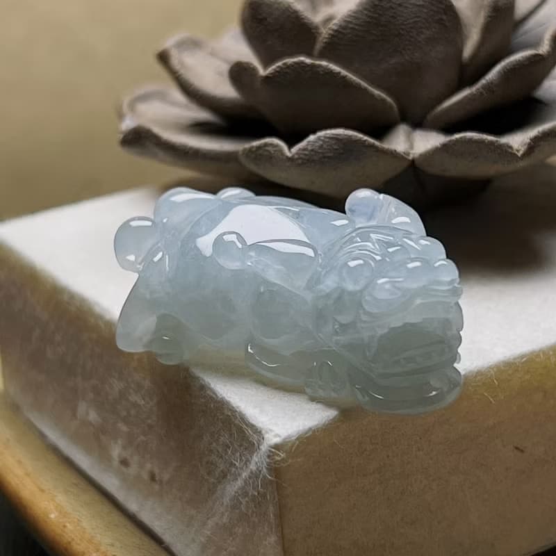 【招財神獸】冰種翡翠精雕三毛貔貅 | 天然緬甸玉翡翠A貨 | 送禮