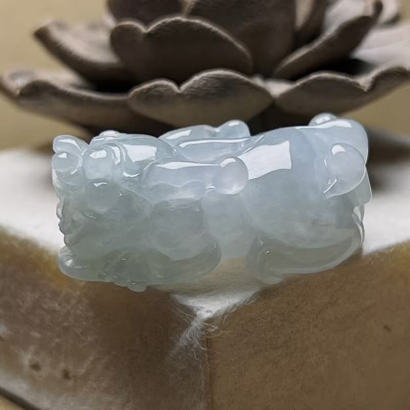 【招財神獸】冰種翡翠精雕三毛貔貅 | 天然緬甸玉翡翠A貨 | 送禮