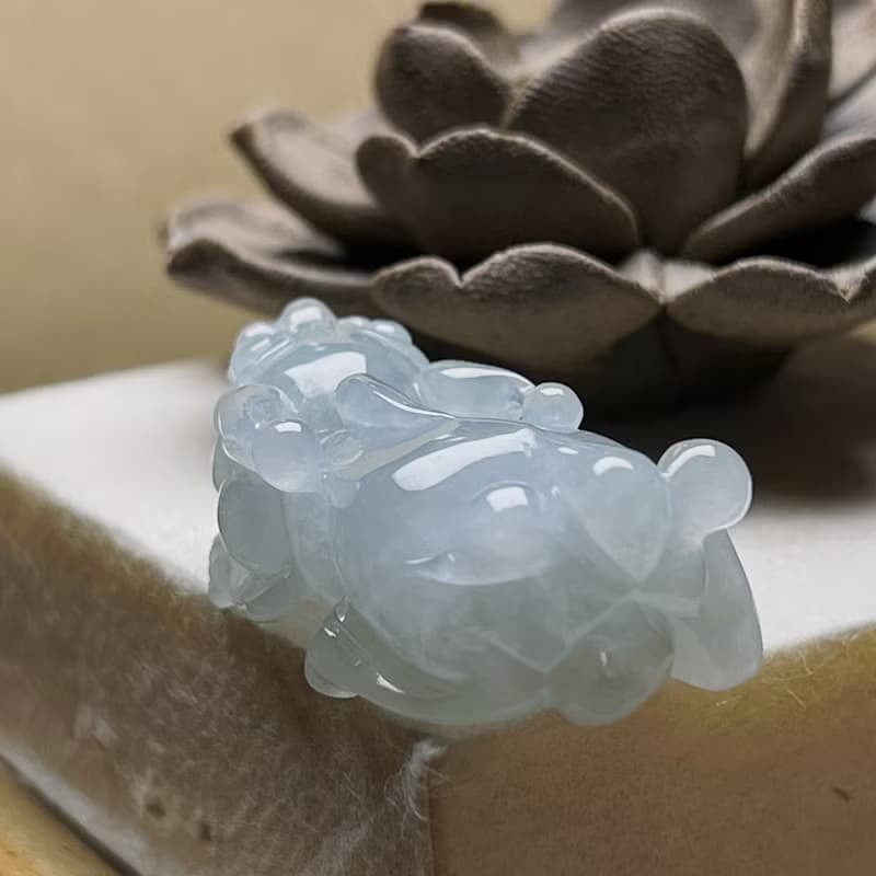【招財神獸】冰種翡翠精雕三毛貔貅 | 天然緬甸玉翡翠A貨 | 送禮