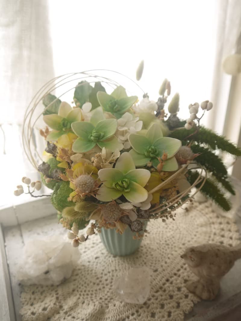 夏末.寧靜綠色系索拉花.乾燥花.手工花器.生日.開幕最佳首選.