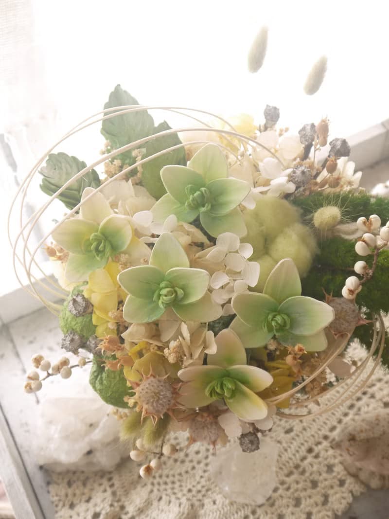 夏末.寧靜綠色系索拉花.乾燥花.手工花器.生日.開幕最佳首選.