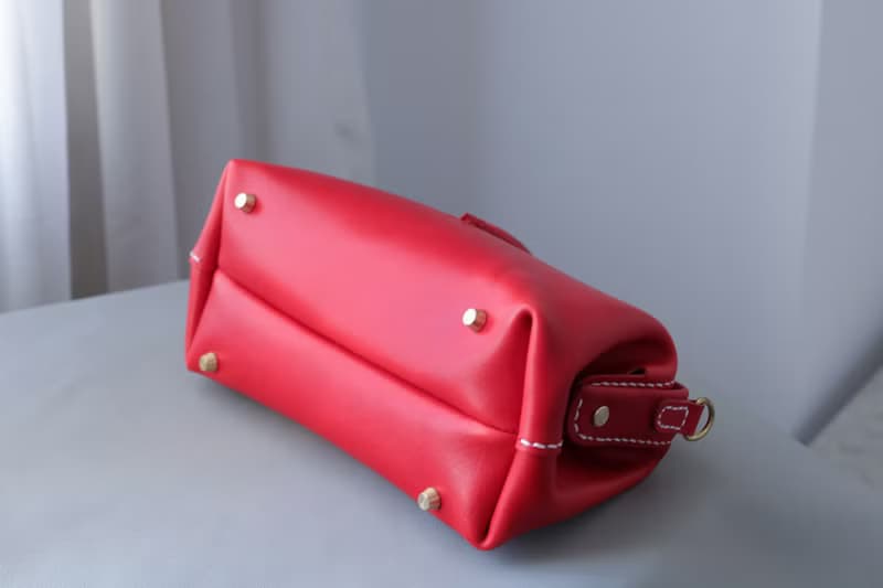 天使之眼 复古横版医生包斜挎包 手提口金包 巧克力色