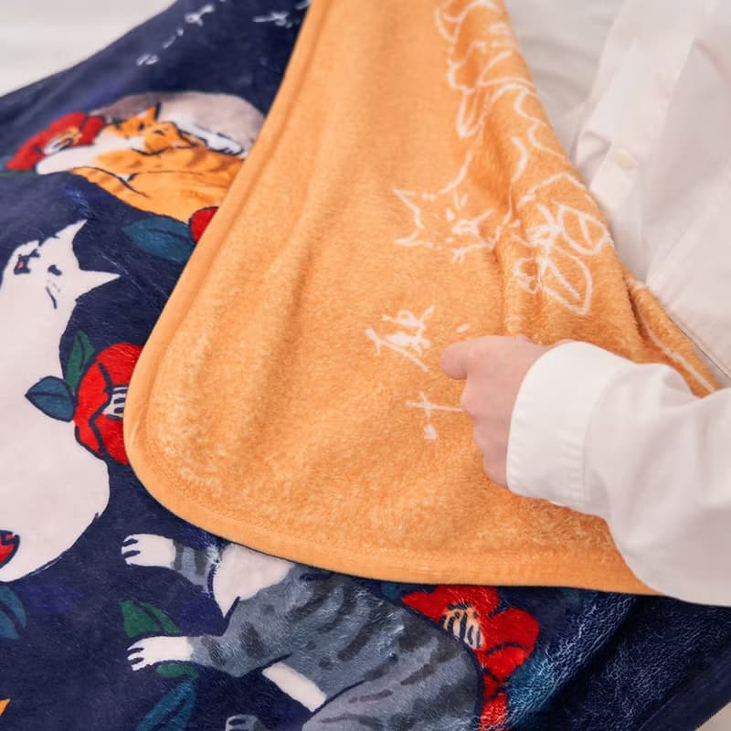 九貓祈福空調毯-椿花 【HitoCat 吉豆貓】情人節禮物 新年禮物 暖