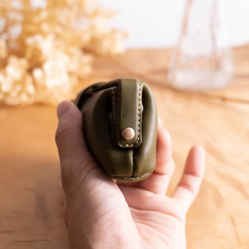 Paka-glass Slim #Olive イタリアンレザーの眼鏡ケース【入学祝】【就職祝】【カスタム可能なギフト】