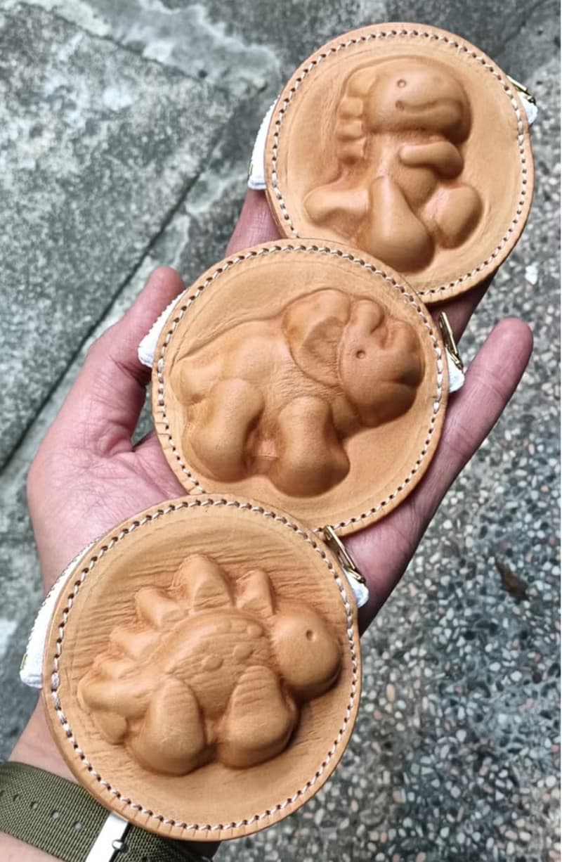 小恐龍煎餅零錢包 / 可愛又好用