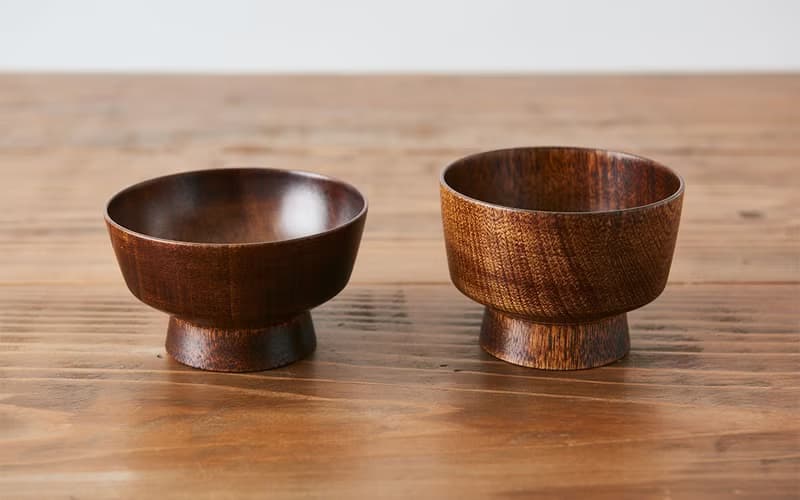 ろくろ挽きの飯椀　ミズメザクラ　茶拭き漆