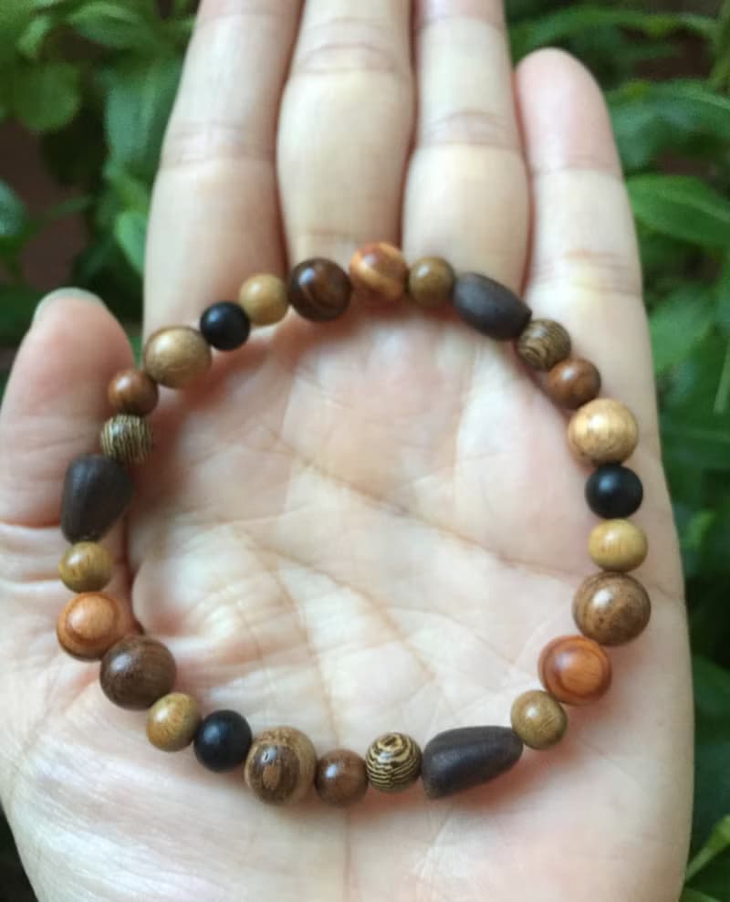 ||雪森|| 森林系中性手環。西伯利亞雪松子/沉香/花梨木 快速出貨