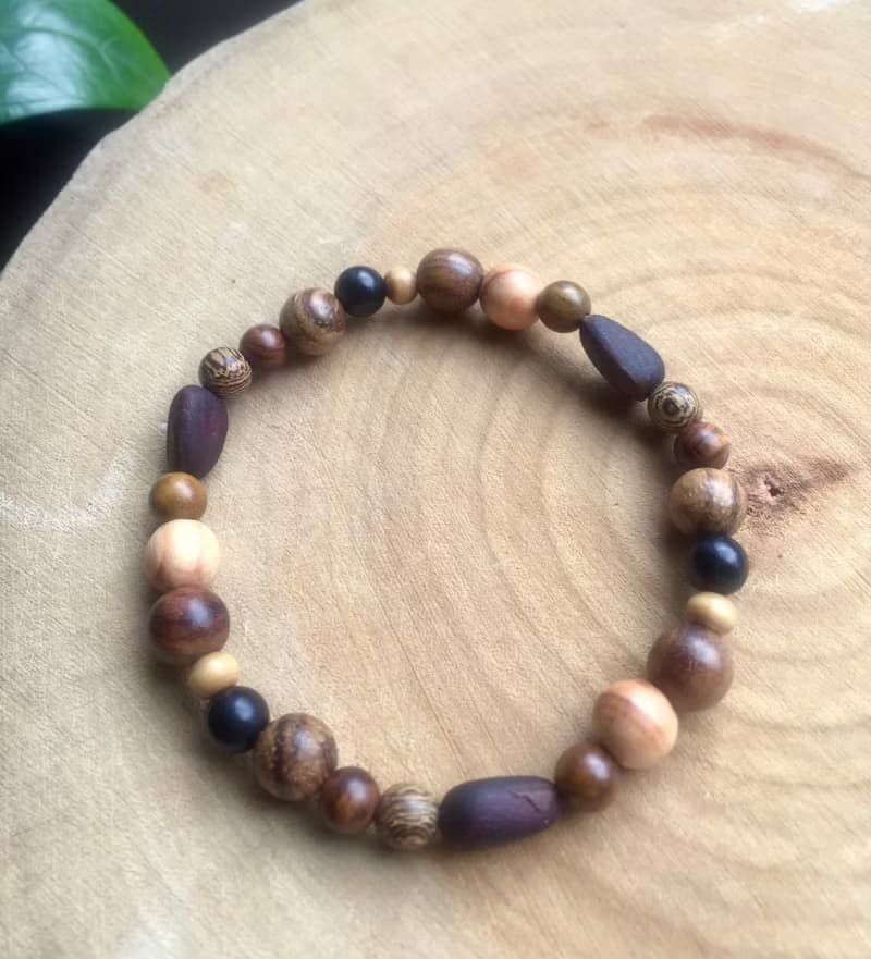 ||雪森|| 森林系中性手環。西伯利亞雪松子/沉香/花梨木 快速出貨